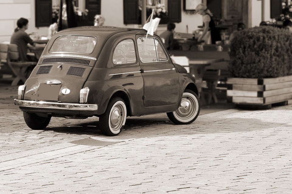 Ventajas de alquilar un coche pequeño