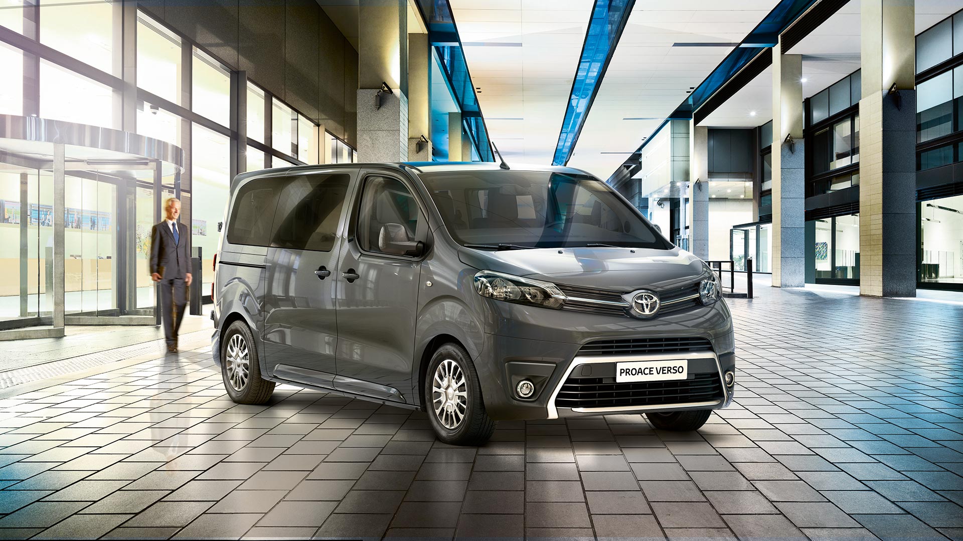 Alquilar Toyota Proace en Valencia